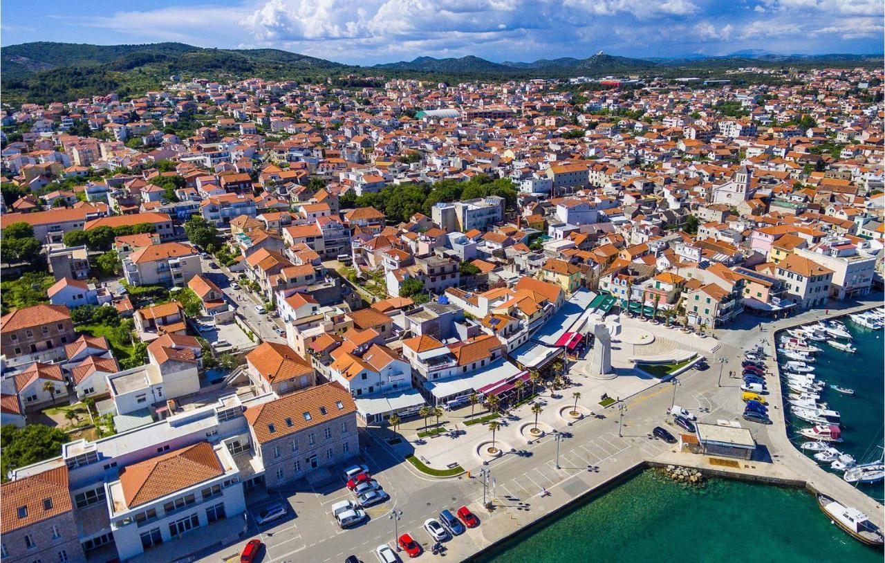 4 Bedroom Cozy Apartment In Vodice Exterior photo